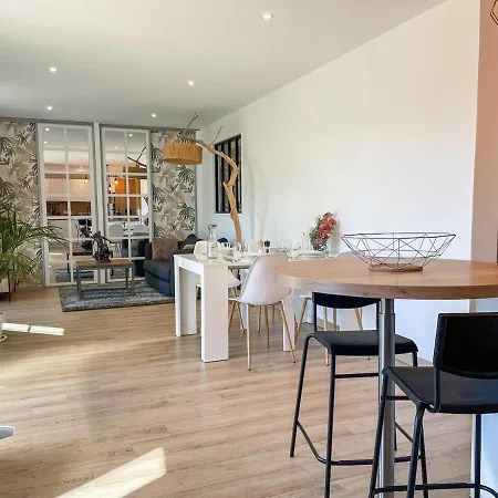 아파트 Chic & Dingo - Modern Apartment, Comfort, Wi-fi Saint-Didier-en-Velay