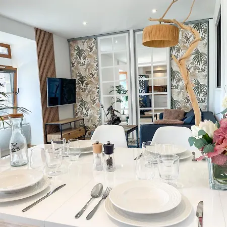 아파트 Chic & Dingo - Modern Apartment, Comfort, Wi-fi