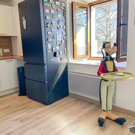 Chic & Dingo - Modern Apartment, Comfort, Wi-fi 아파트 *