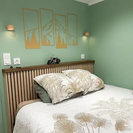 Chic & Dingo - Modern Apartment, Comfort, Wi-fi Saint-Didier-en-Velay